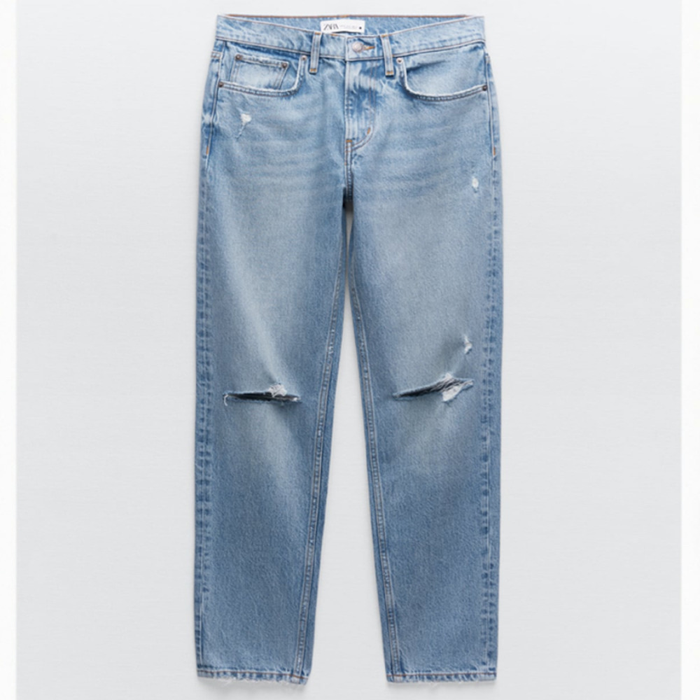 NWT Zara Cotton Blend Distressed Cigarette Fit Jeans in Light Blue • Size 2 🔴